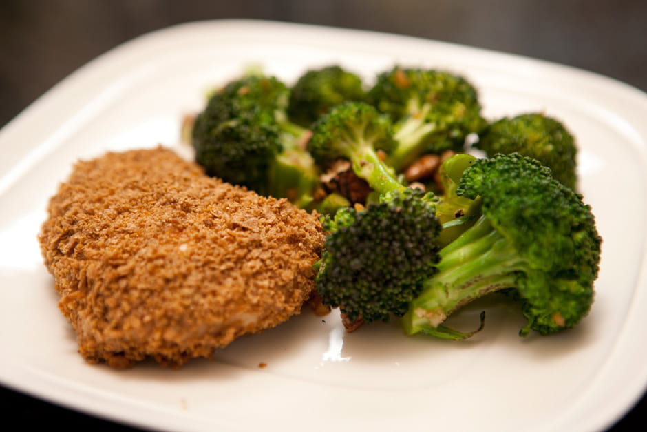 Crunchy Chicken with Oven Roasted Broccoli