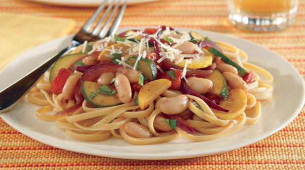 Linguine with Cannellini Beans and Summer Squash