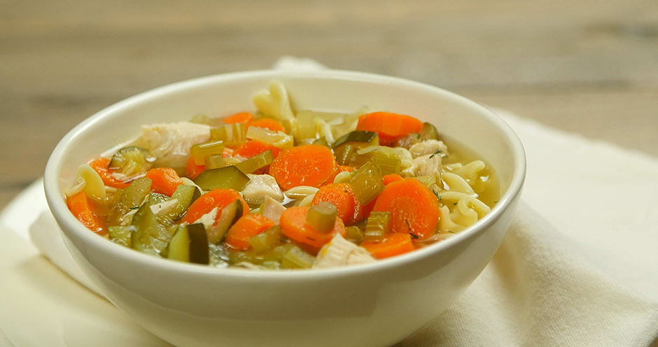 Slow Cooker Hearty Chicken Noodle Soup