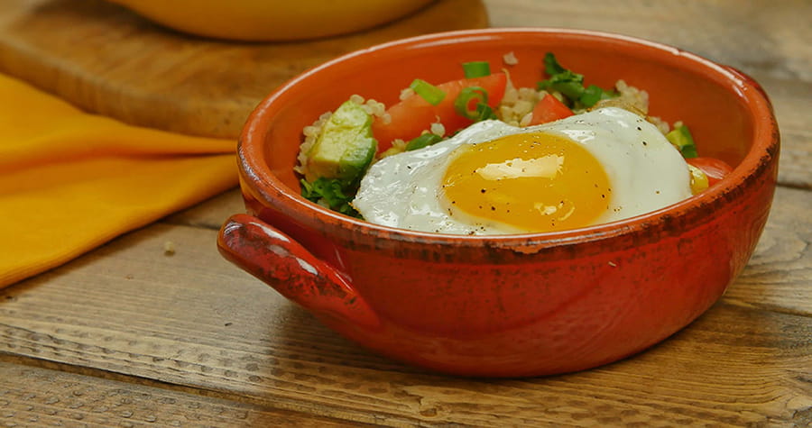 https://recipes.heart.org/-/media/AHA/Recipe/Recipe-Images/Southwestern-Quinoa-and-Egg-Breakfast-Bowl.jpg