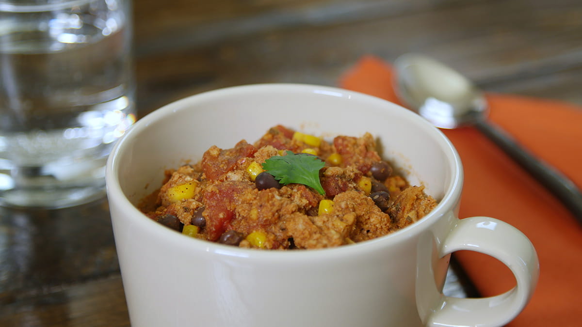 https://recipes.heart.org/-/media/AHA/Recipe/Recipe-Images/slow-cooker-turkey-and-black-bean-chili.jpg