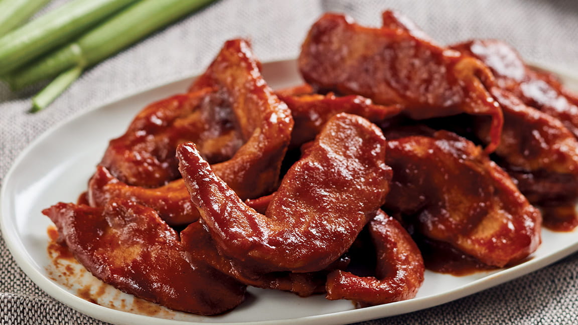 Saucy Boneless Chicken "Wings" with Red Ranch Sauce