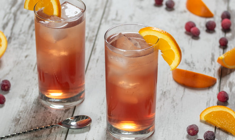 Green Tea Cranberry Spritzers