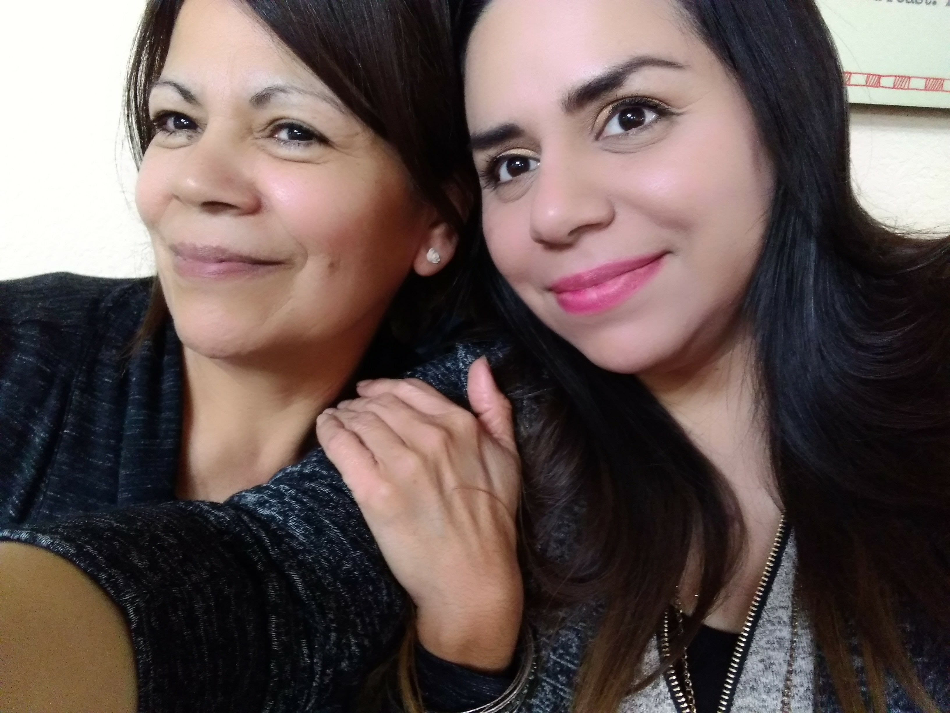 Maria Juarez (right) with her mother Maria Puente (left)