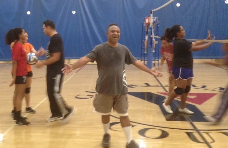 John Lavaki, playing volleyball with the family. (Photo courtesy of John Lavaki)