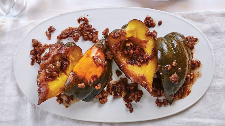 acorn squash wedges with walnuts