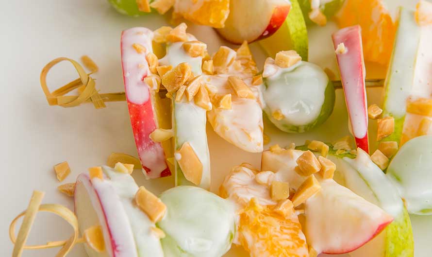 Caramel toffee fruit kebab recipe